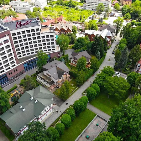 Sani Hotel