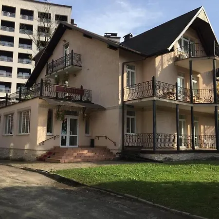 Sani Hotel Truskavets